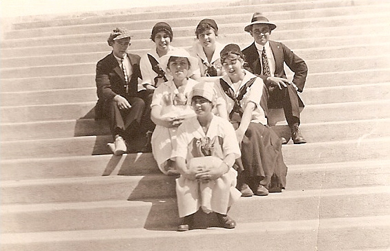 1916 -High School front - Alma Griffith back - Eleanor with the dark tie