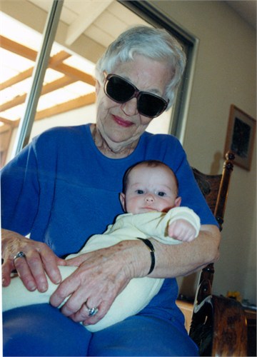 Bette and granddaughter Hayley 199 SLO