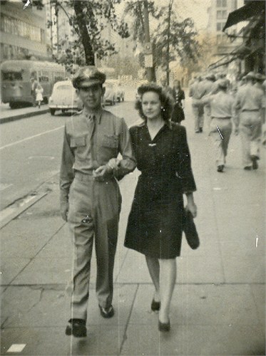 Dick Halls Strolling during WWI maybe with Peal.