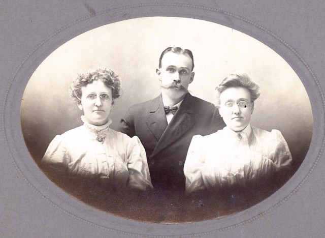 George Coleman and sisters Lillian and Effie
