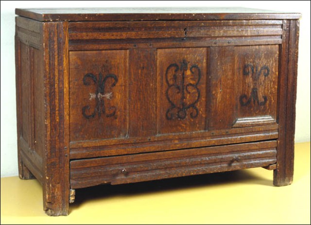 Morton Chest - Pilgrim Hall Museum