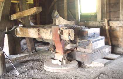 Working Forge Hammer at Saugus Ironworks (cover your ears!)