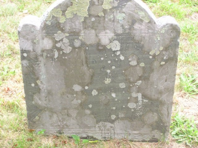 Here Lyes buried the body of Mr John Dillingham who departed this life SEPth 11th Anno Domni 1746 in ye 83d year of his age
