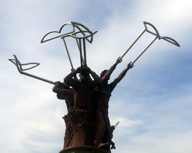 One of two Sculptures on Berkeley Bike and Ped Bridge ove I80